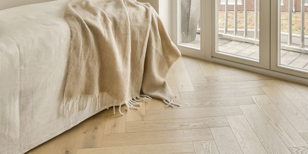 Reformas Integrales en Pirineus · Instalación de Parquet, Moquetas, Gres, Porcelánicos