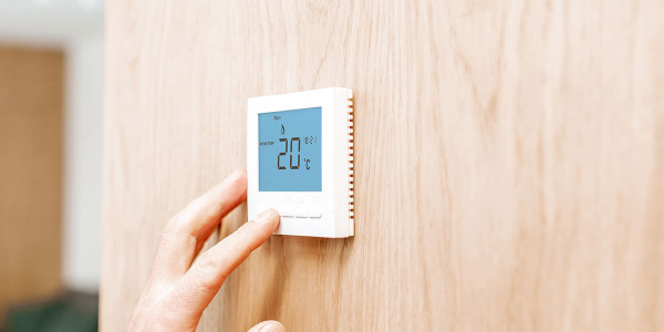 Rehabilitación / Reformas de Casas Alins · Instalación de Sistemas Climatización y Aire Acondicionado